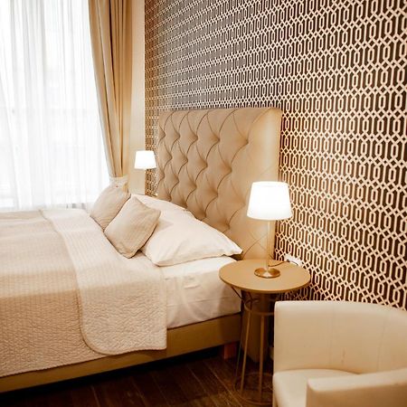 Luxury Modern Designed Oldtown Apartment Praag Buitenkant foto