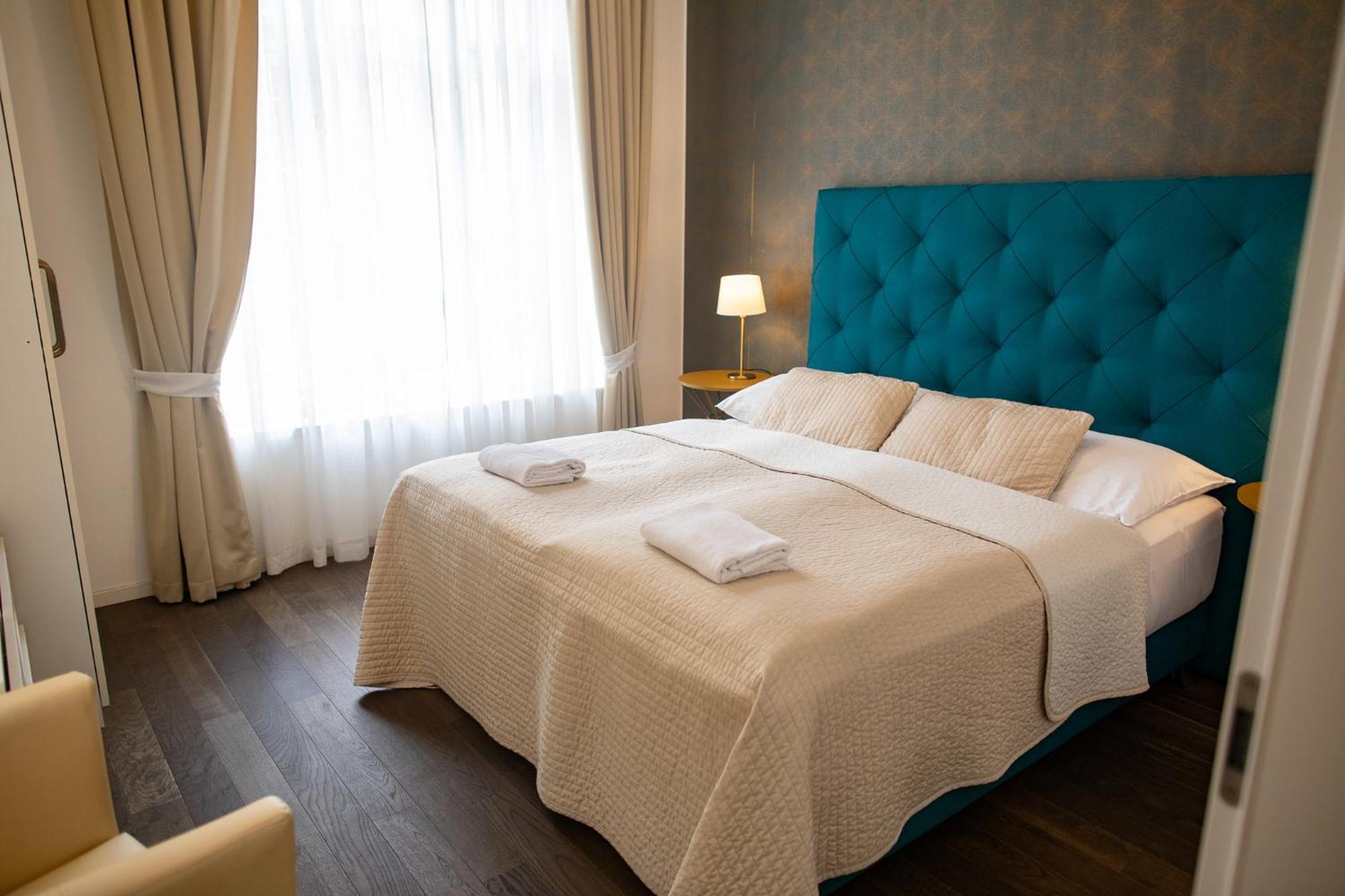 Luxury Modern Designed Oldtown Apartment Praag Buitenkant foto