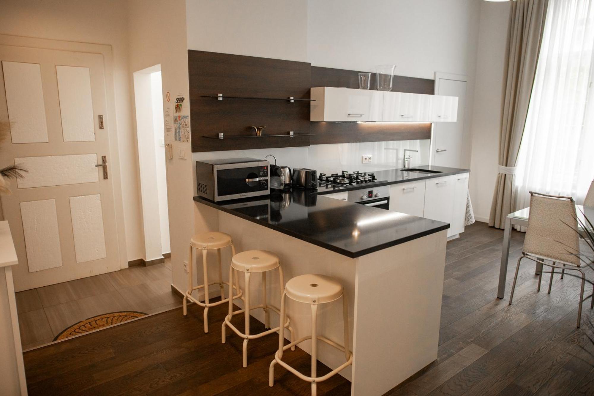 Luxury Modern Designed Oldtown Apartment Praag Buitenkant foto