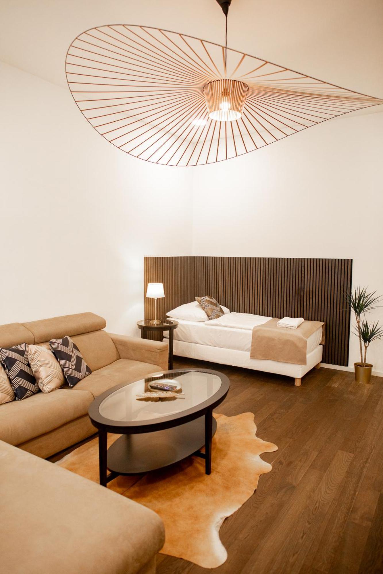 Luxury Modern Designed Oldtown Apartment Praag Buitenkant foto