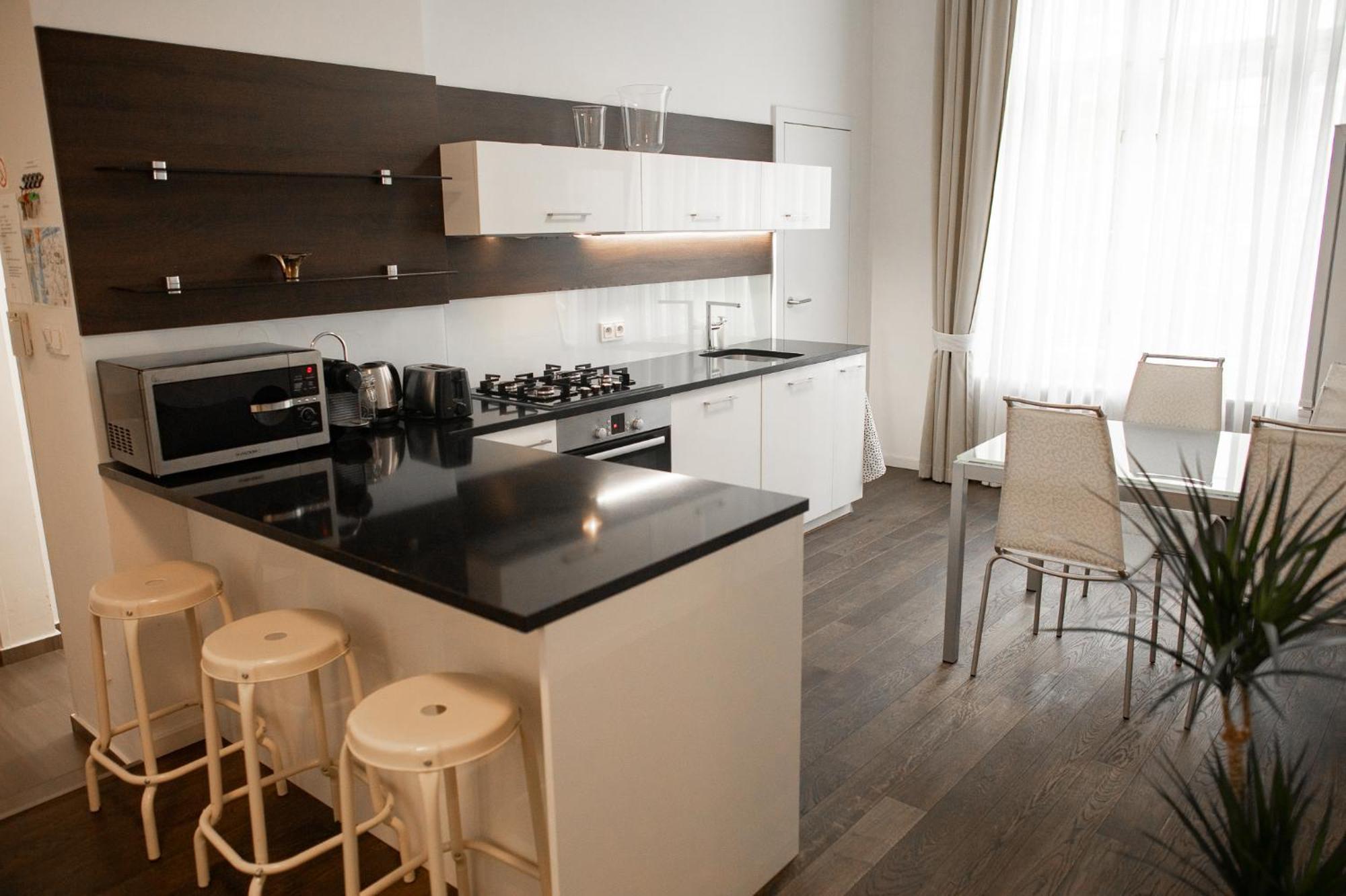 Luxury Modern Designed Oldtown Apartment Praag Buitenkant foto