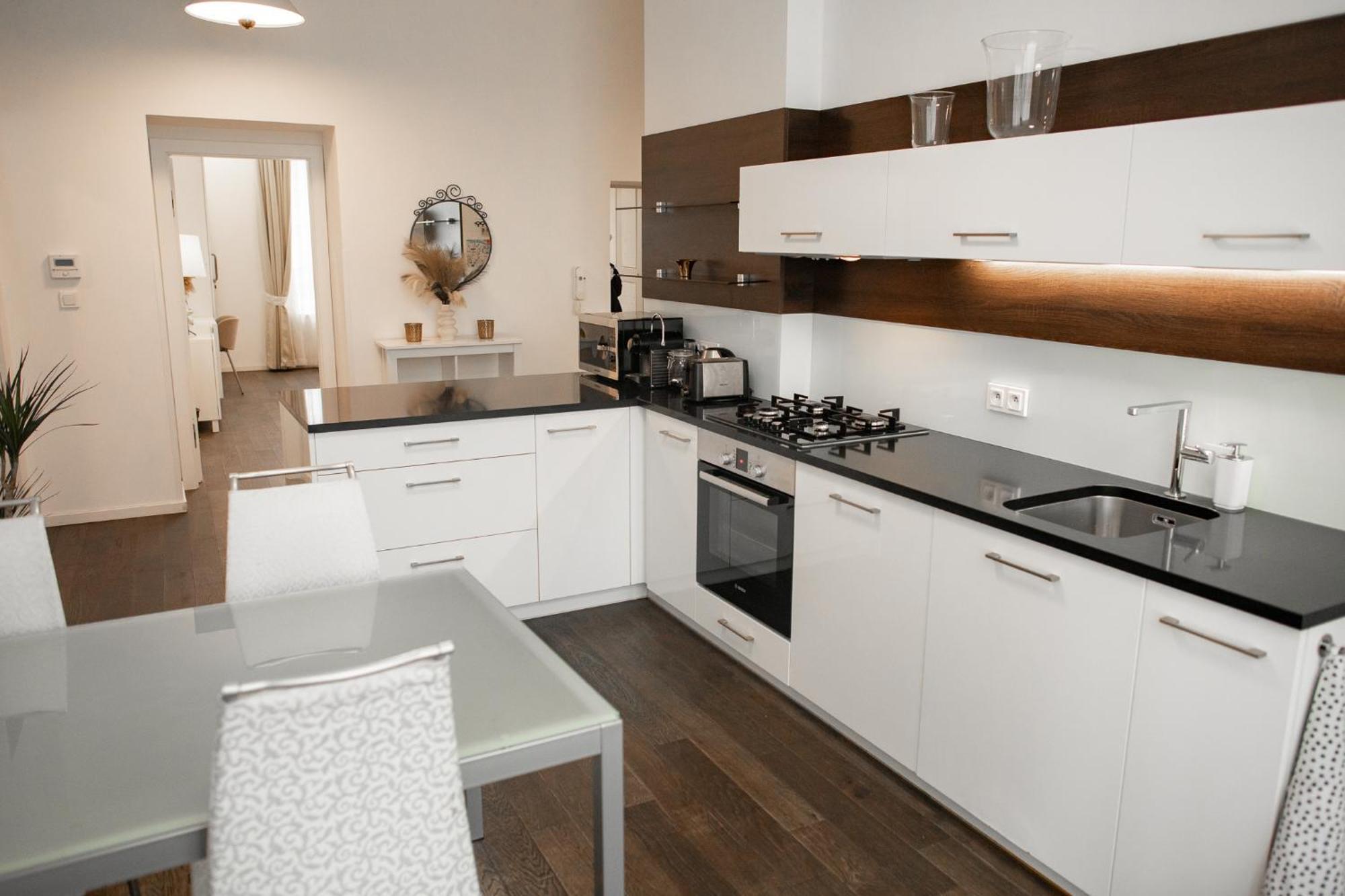 Luxury Modern Designed Oldtown Apartment Praag Buitenkant foto
